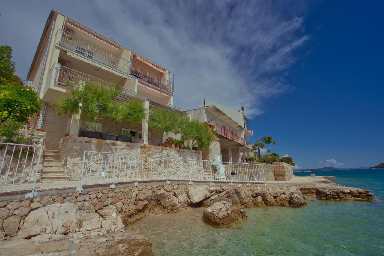 Apartments Podvorac Tribalj Kültér fotó