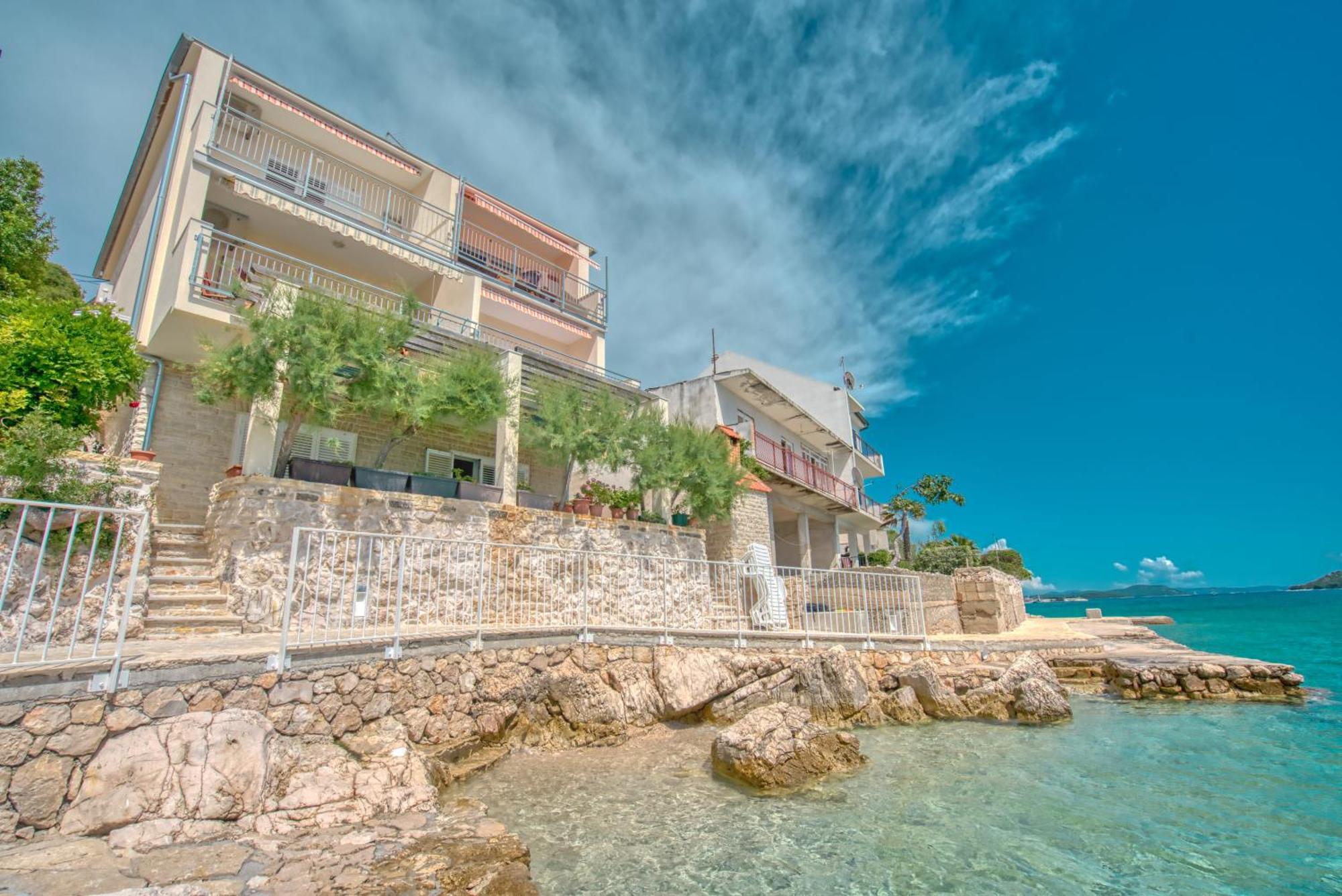 Apartments Podvorac Tribalj Kültér fotó